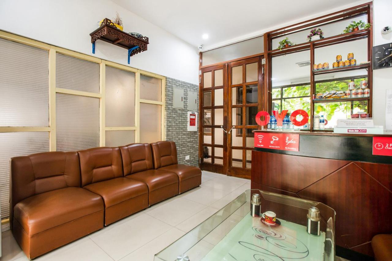 Khach San Giao Thong Hotell Hanoi Exteriör bild
