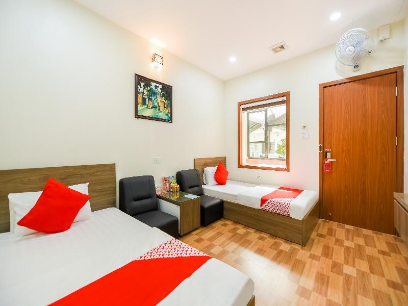 Khach San Giao Thong Hotell Hanoi Exteriör bild